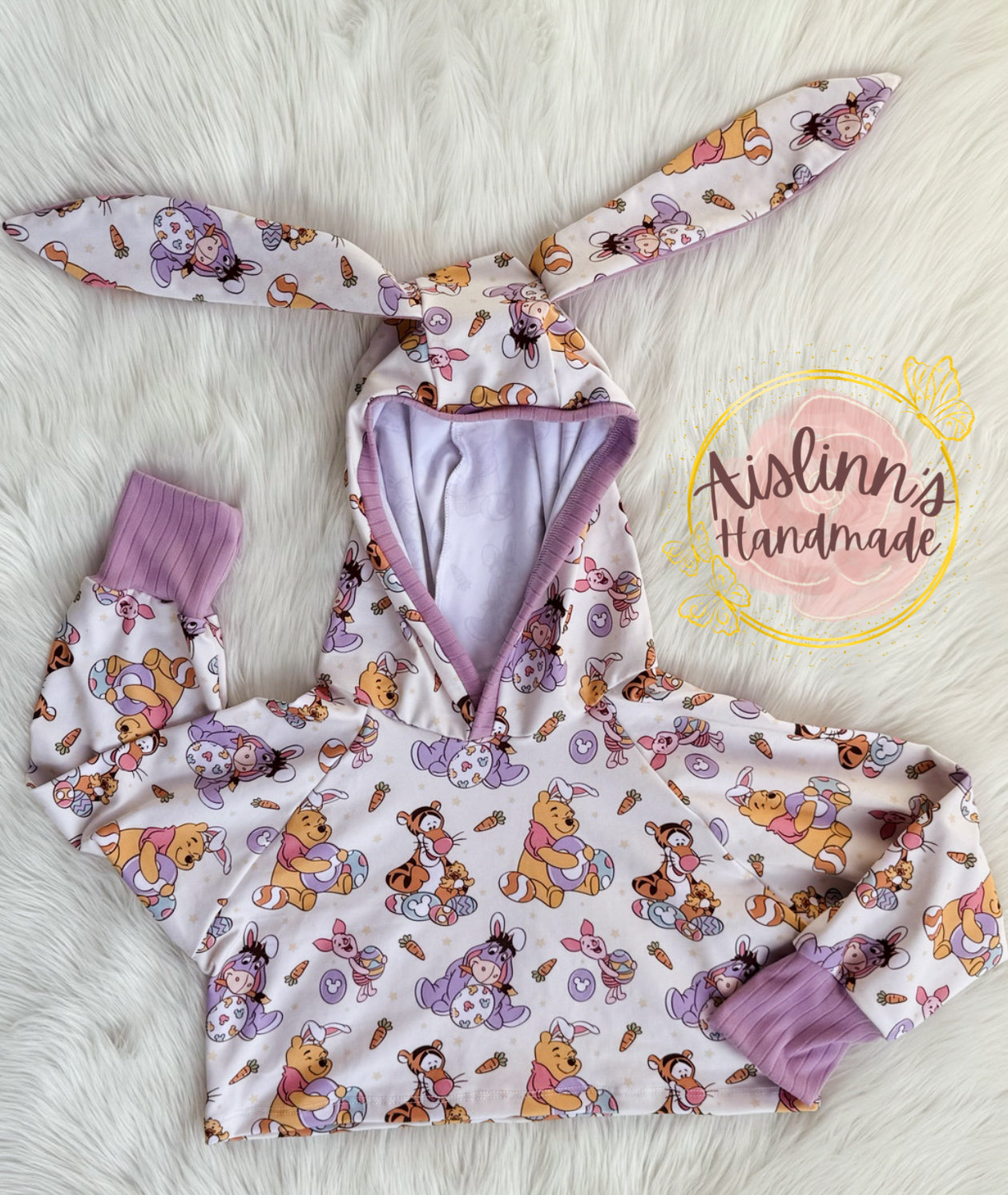 𝐁𝐔𝐍𝐍𝐘 𝐇𝐎𝐏𝐏𝐈𝐍' 𝐇𝐎𝐎𝐃𝐈𝐄🐰 (CROPPED)